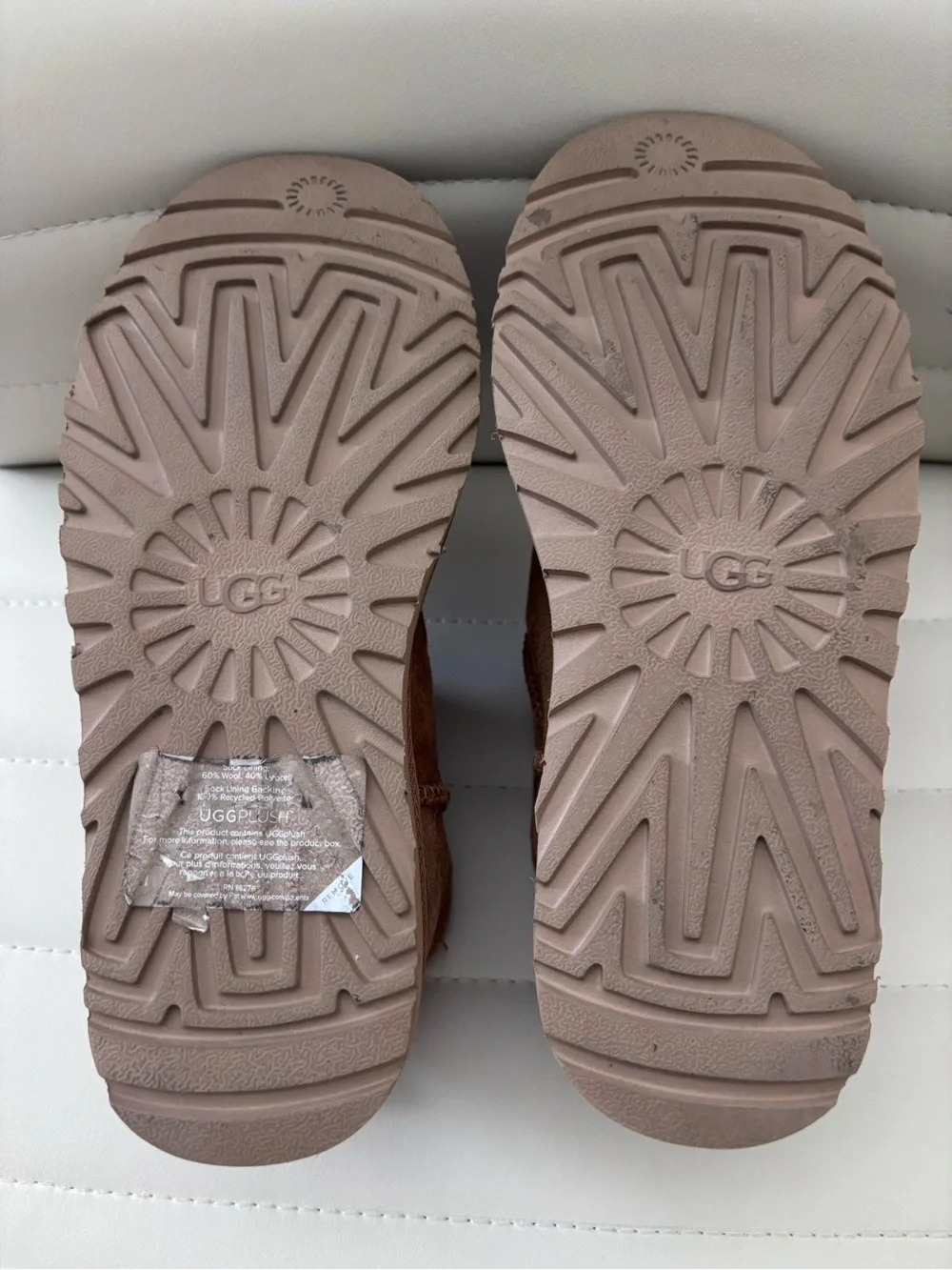 UGG Chestnut Mini Classic Boot Size 6 - Worn once!
